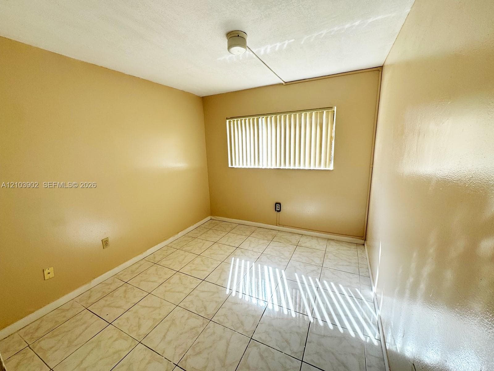 MAGNOLIA LANE CONDO · #13-106 in Miami - Photo 5