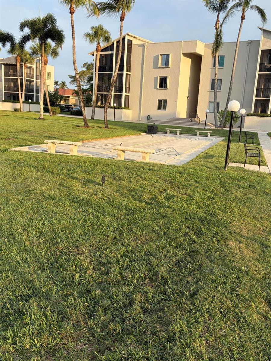 Shuffle Board Longwood