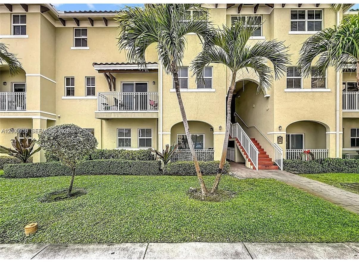 CENTURY PARK WEST · #210 in Miami - Photo 3