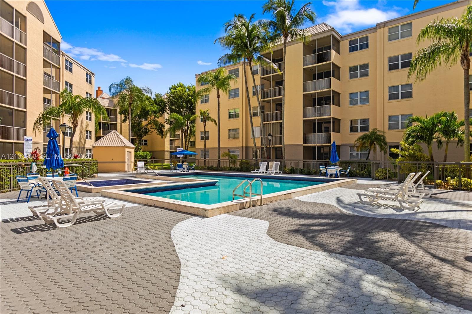 LAS VISTAS AT DORAL CONDO · #502 in Doral - Photo 4