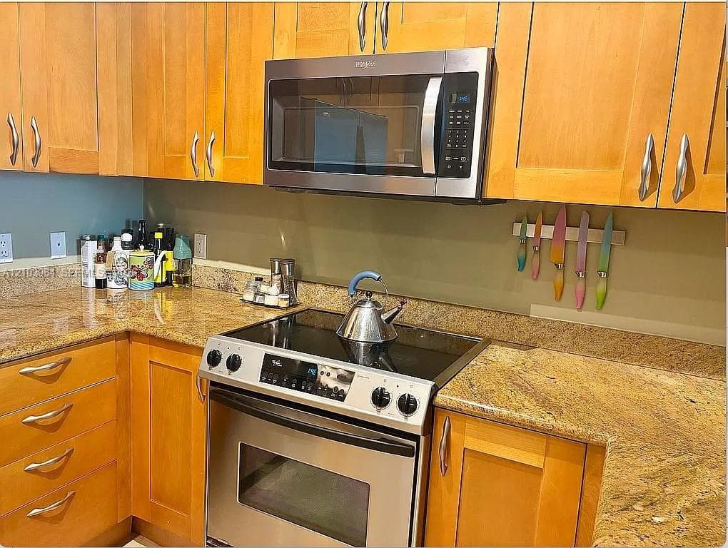 Duo Condominium · #601E in Hallandale Beach - Photo 5