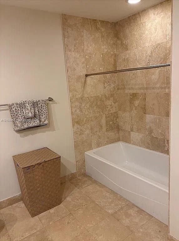 Duo Condominium · #601E in Hallandale Beach - Photo 14