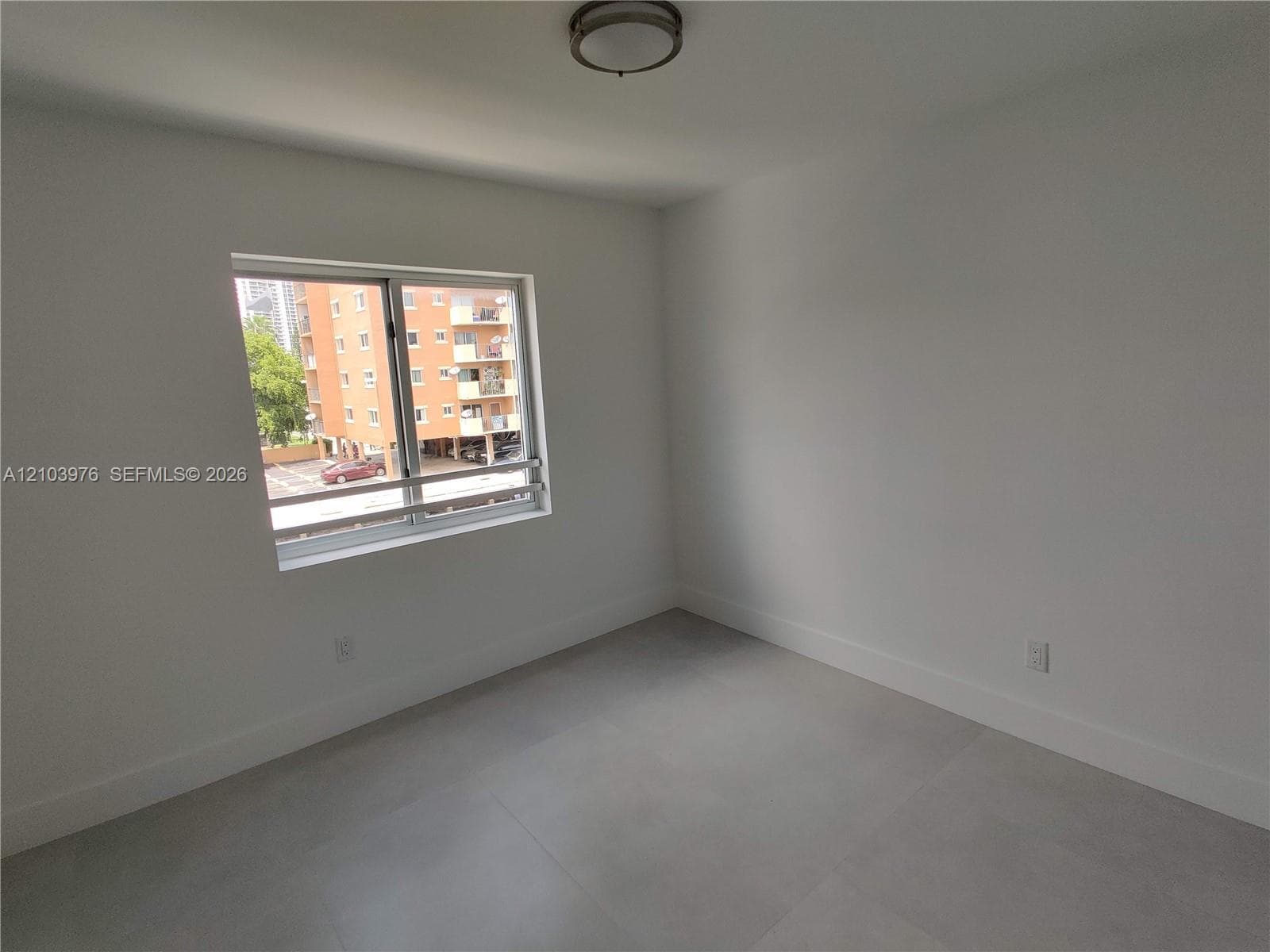 ENCLAVE SHORES CONDO · #23 in North Miami Beach - Photo 12