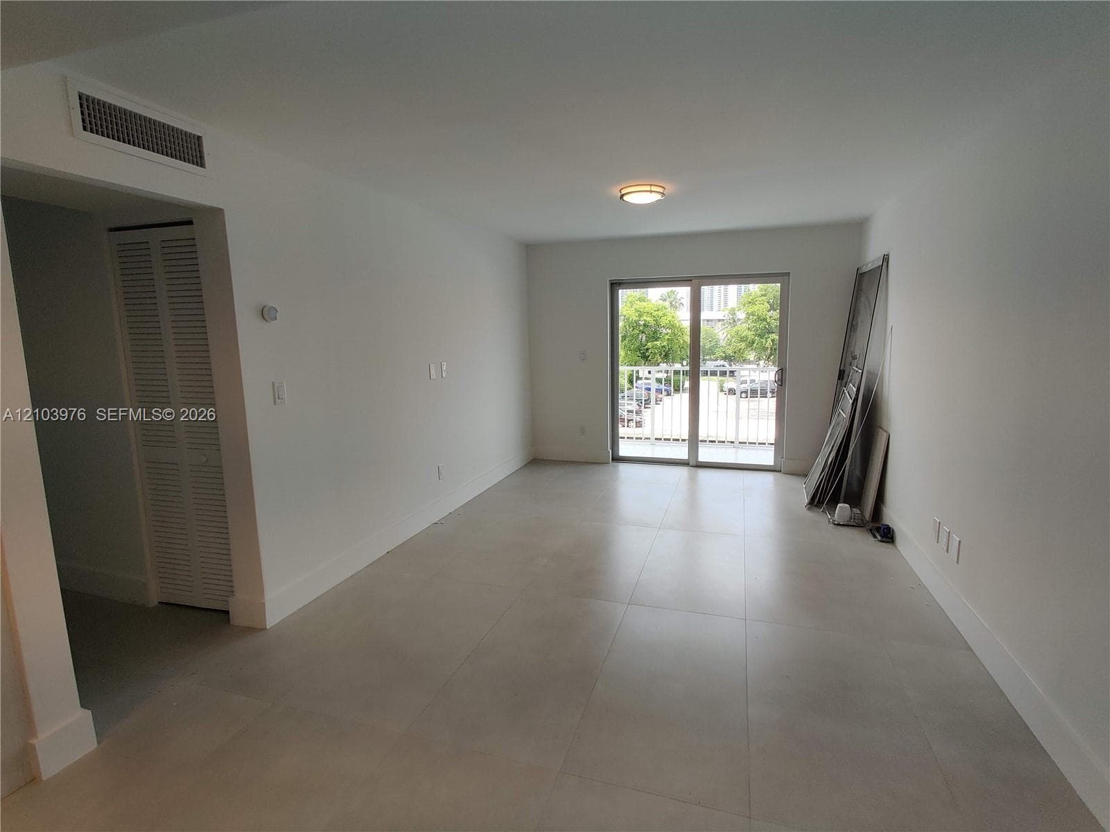 ENCLAVE SHORES CONDO · #23 in North Miami Beach - Photo 7