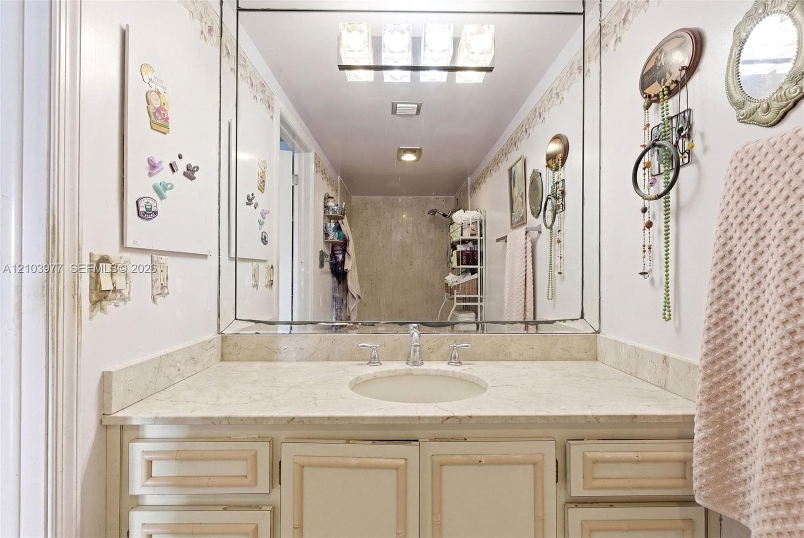 CRICKET CLUB CONDO · #1505 in Miami - Photo 22