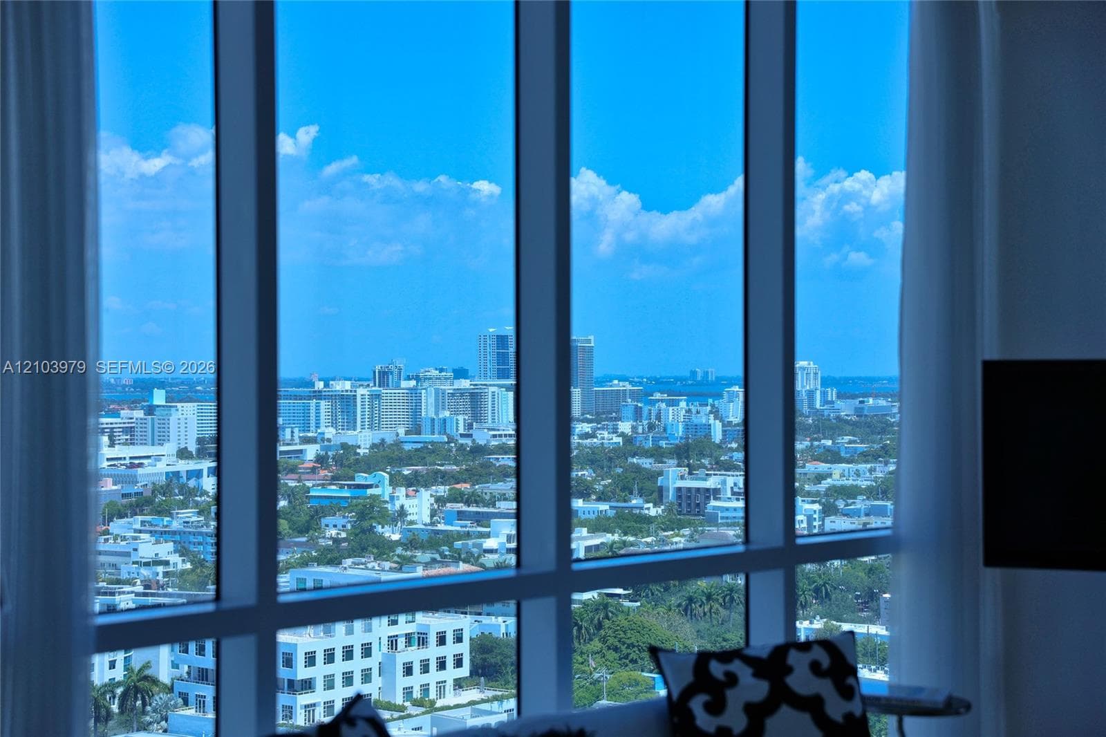 Continuum North · #2205 in Miami Beach - Photo 22