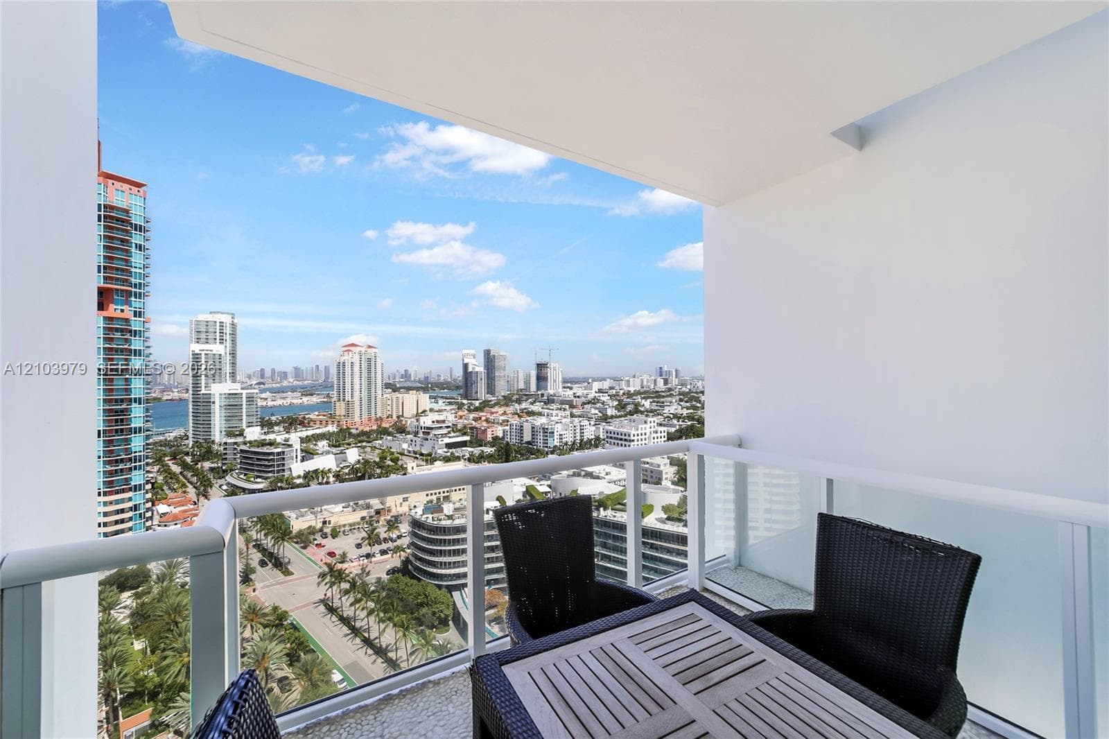 Continuum North · #2205 in Miami Beach - Photo 32