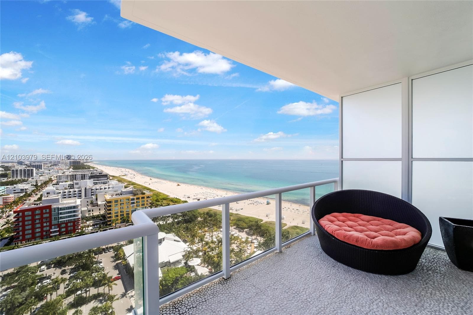 Continuum North · #2205 in Miami Beach - Photo 15