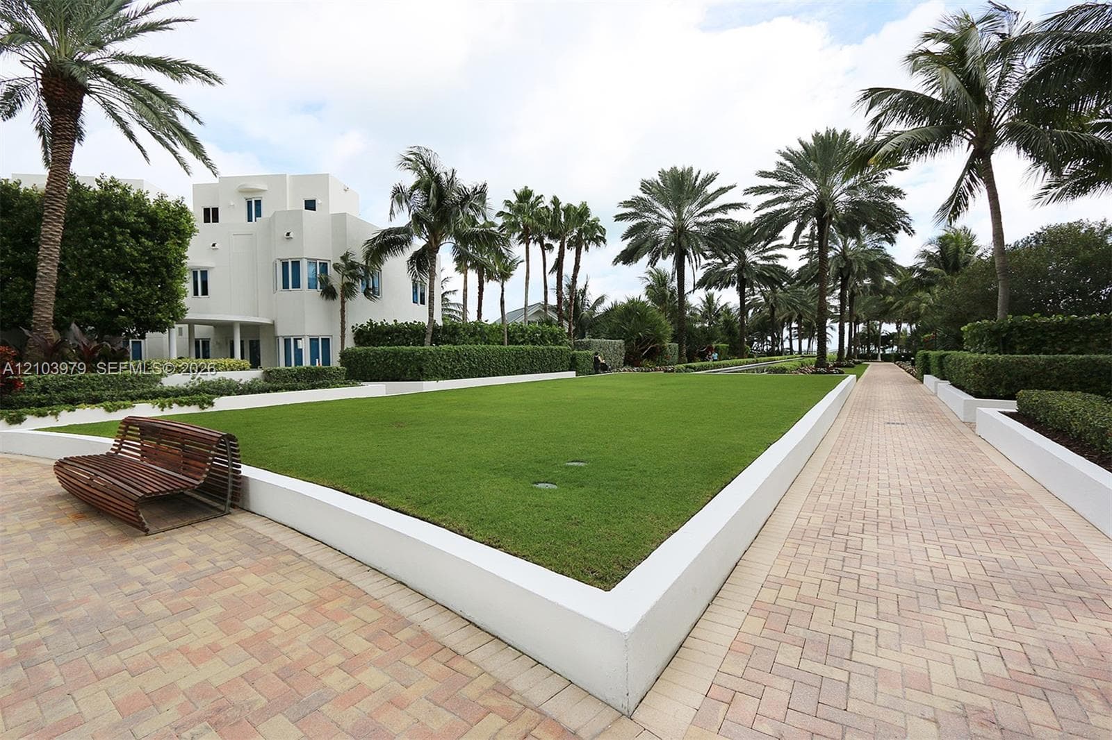 Continuum North · #2205 in Miami Beach - Photo 29