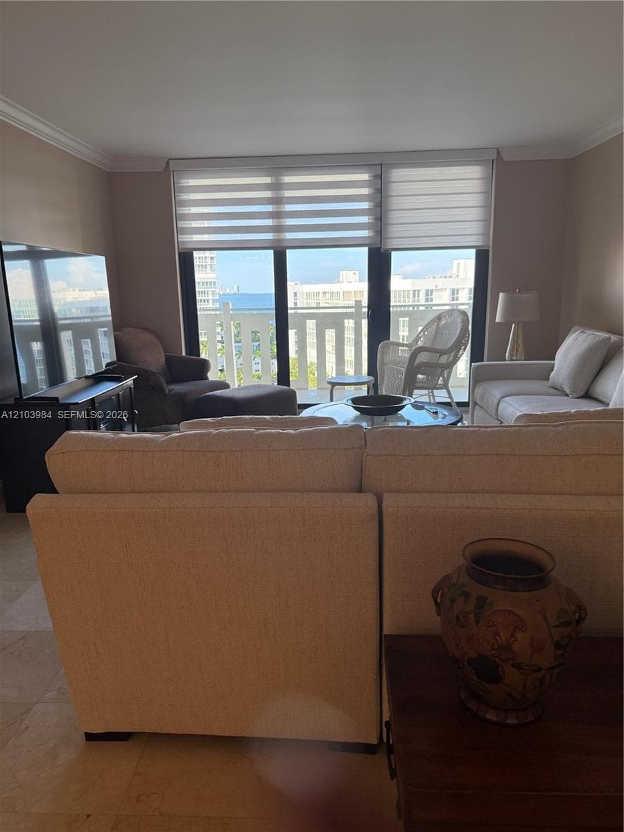 Towers of Key Biscayne · #E1003 in Key Biscayne - Photo 4