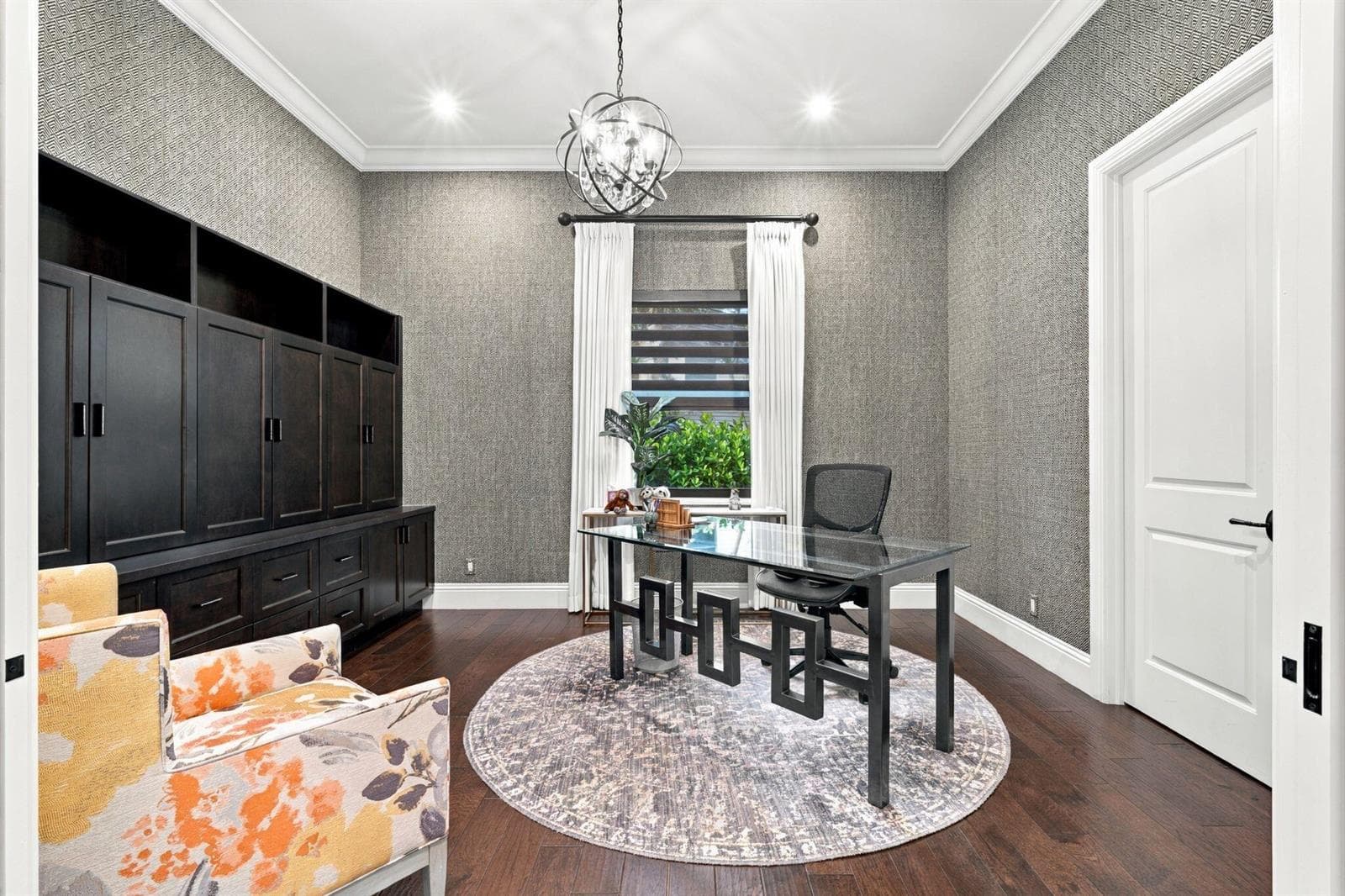 DEN/ OPTIONAL BEDROOM