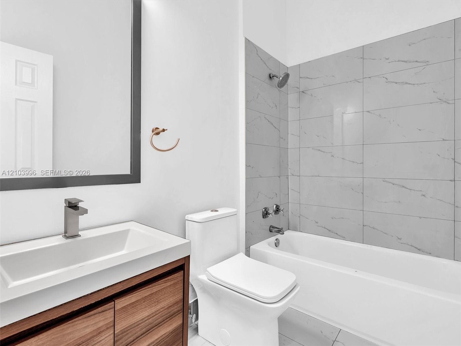 3776 NE 166th St #108  DOCK photo 57