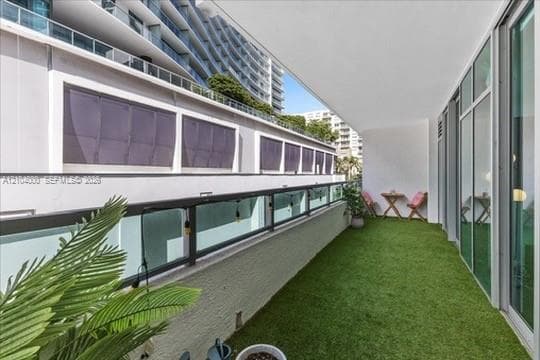 Midtown 4 · #L0202 in Miami - Photo 17