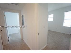 EMILY CONDO · #208 in Miami Beach - Photo 7
