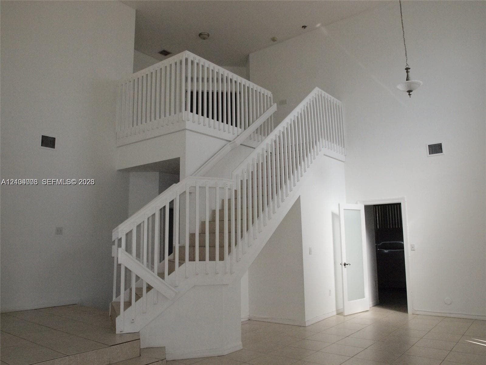 14905 SW 34th St photo 3