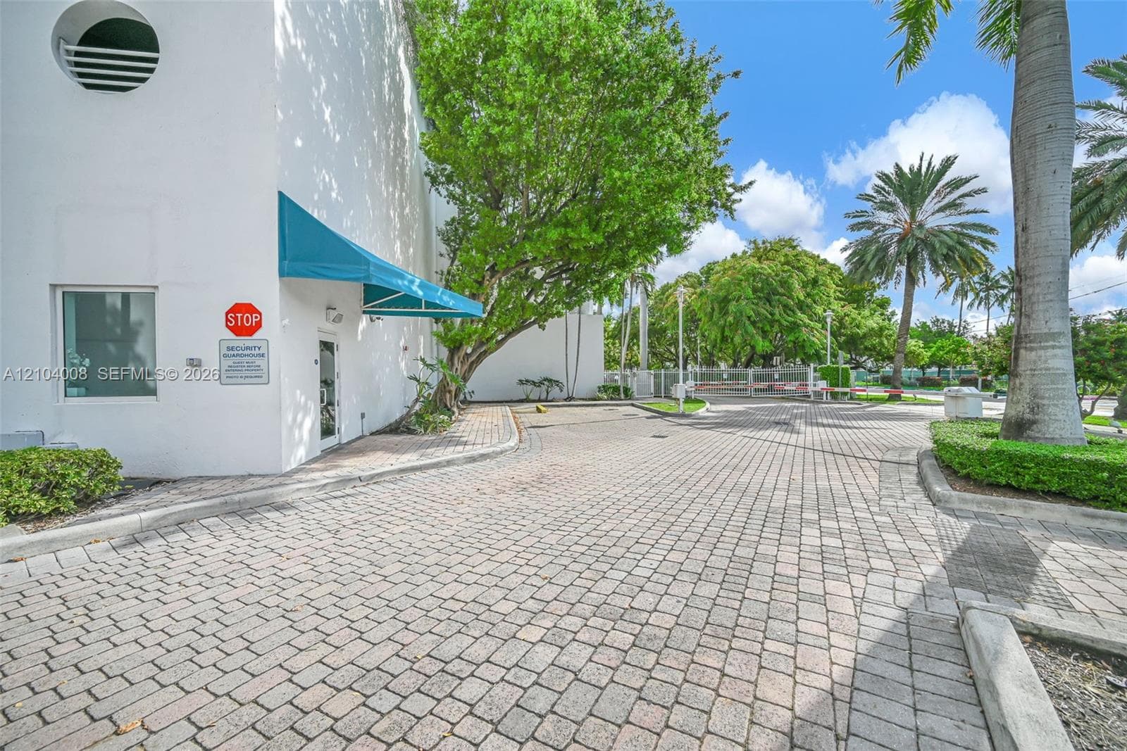 360 CONDO A · #923 in North Bay Village - Photo 4