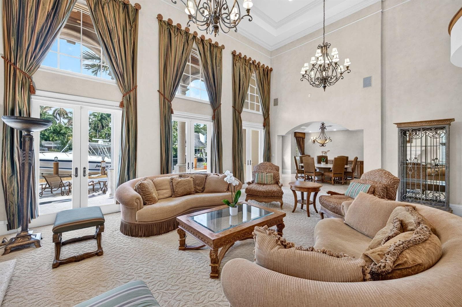 017_Formal_Living_Room