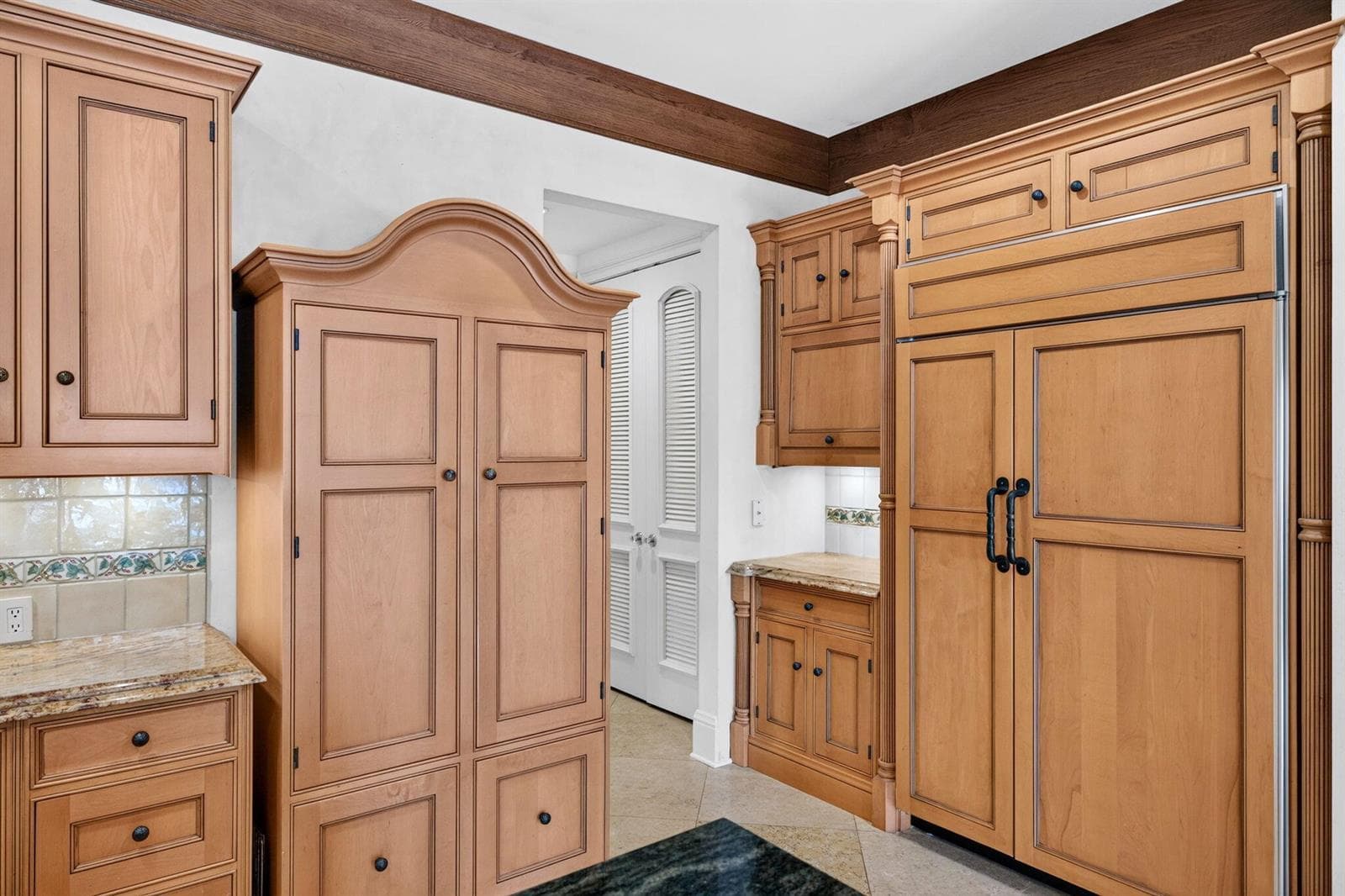 053_Kitchen_Cabinetry