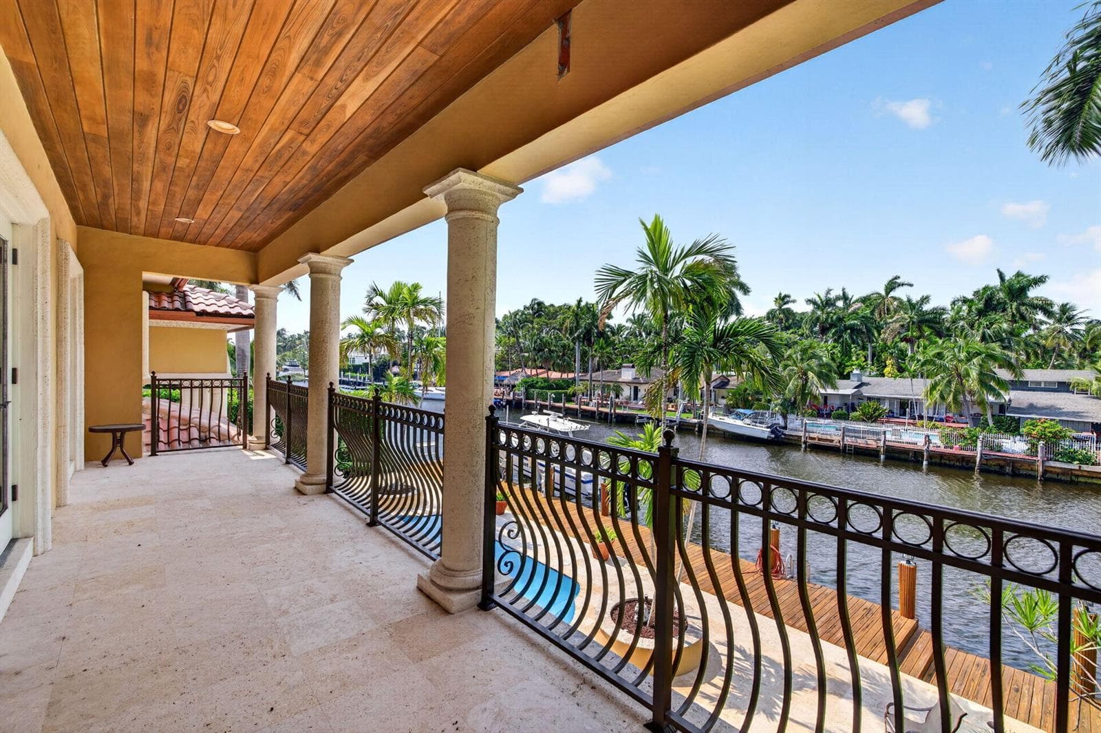070_Waterfront_Balcony