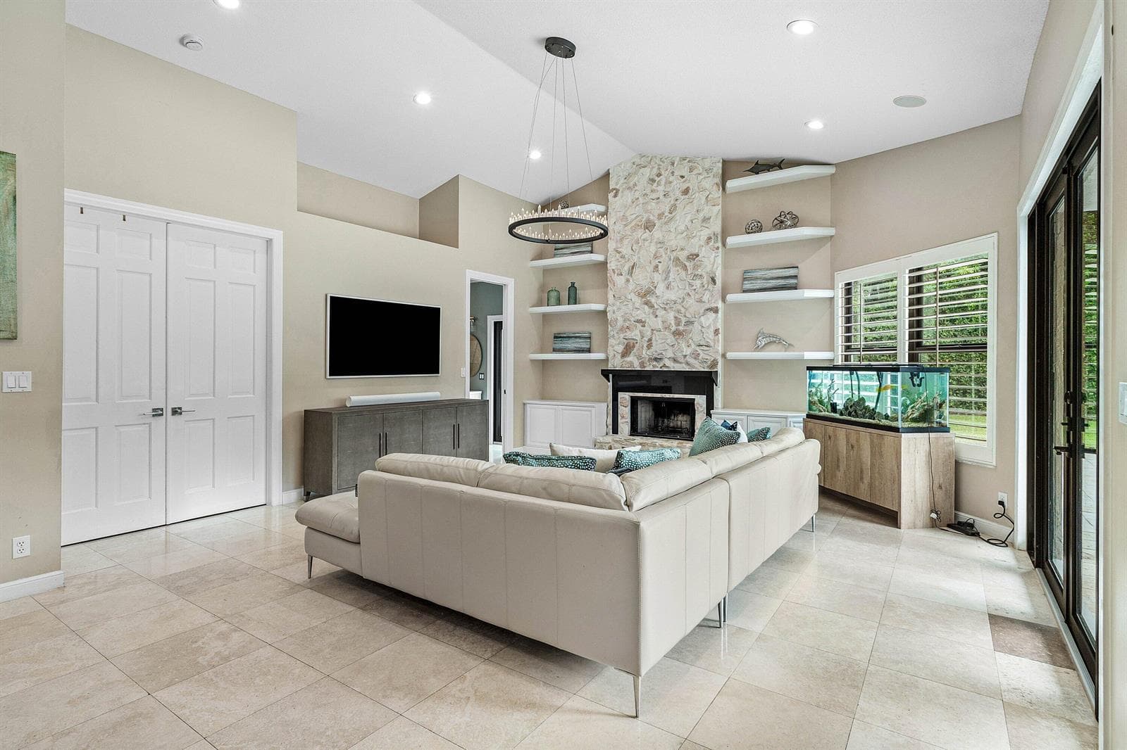 015-5844SaintAnnesDrive-BocaRaton-FL-334