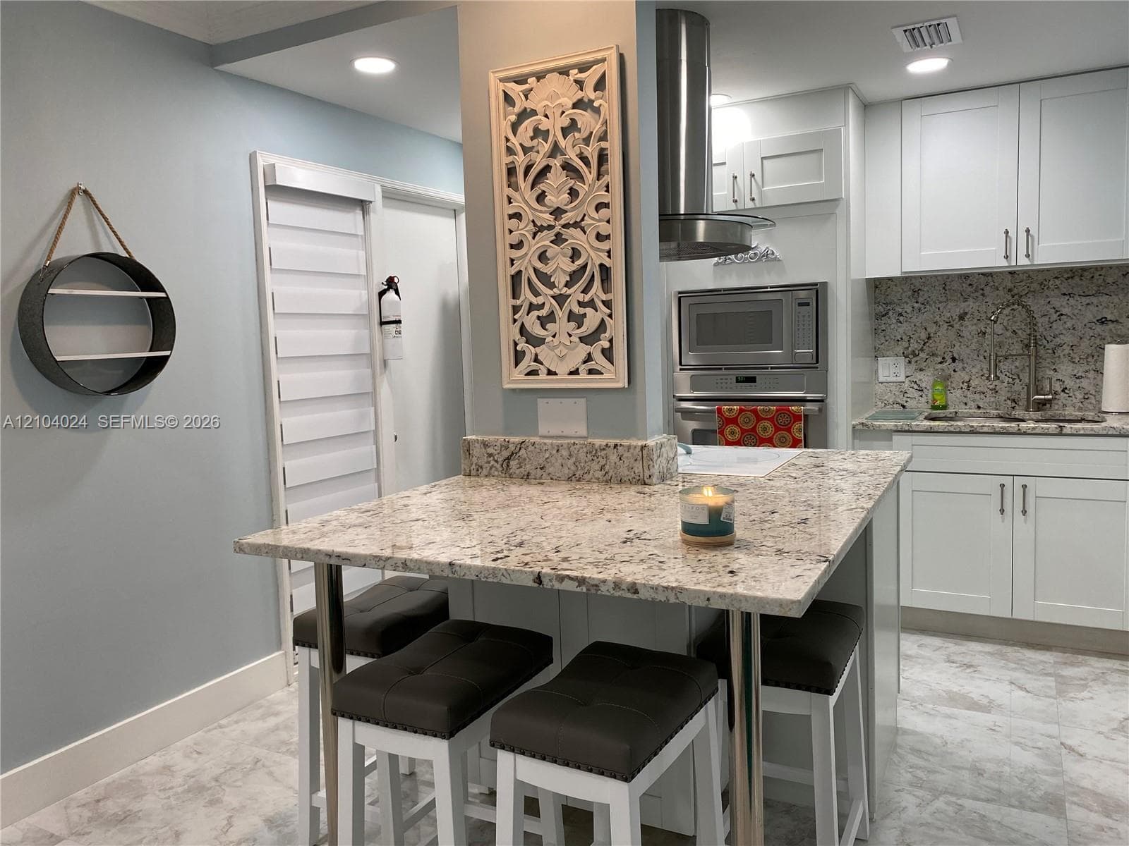 VILLAGE BY THE SEA CONDO · #207 in Lauderdale By The Sea - Photo 6