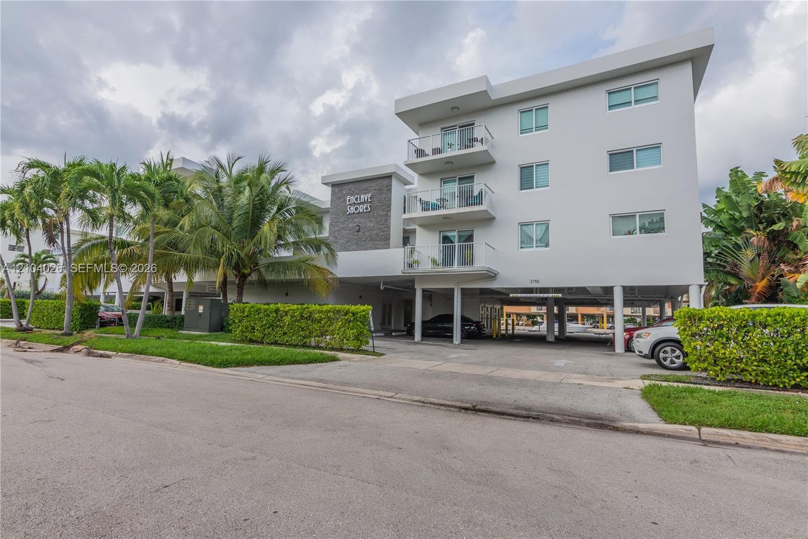 ENCLAVE SHORES CONDO · #6 in North Miami Beach - Photo 1