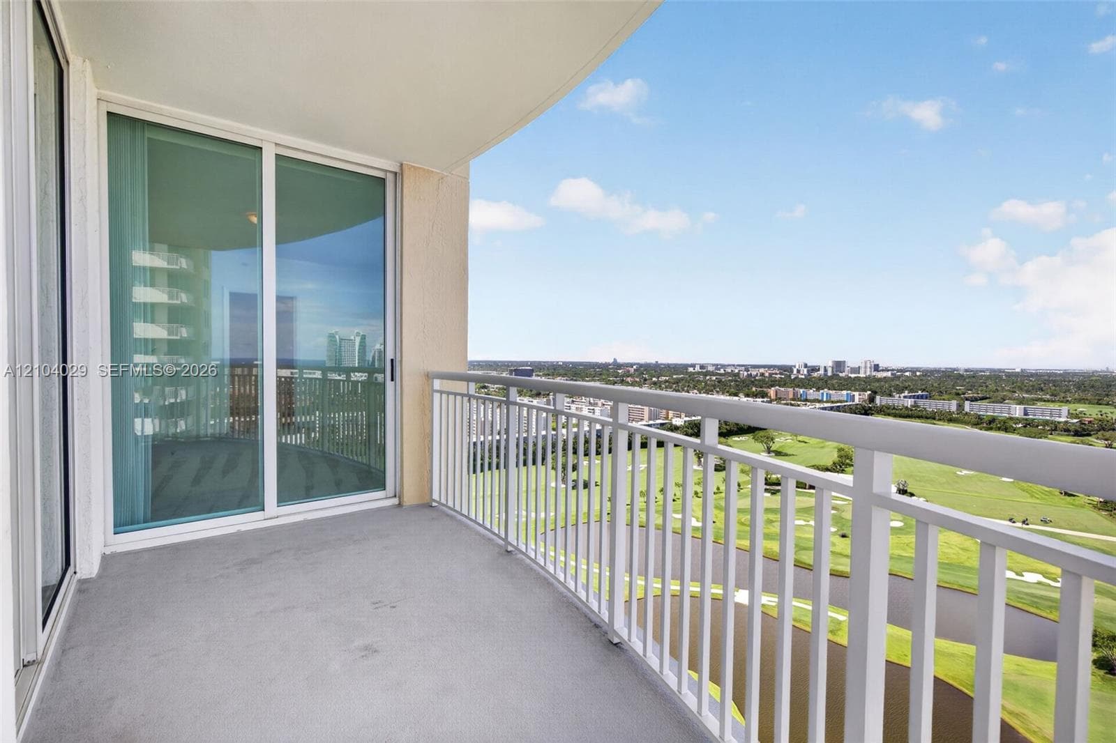 Duo · #2303W in Hallandale Beach - Photo 17