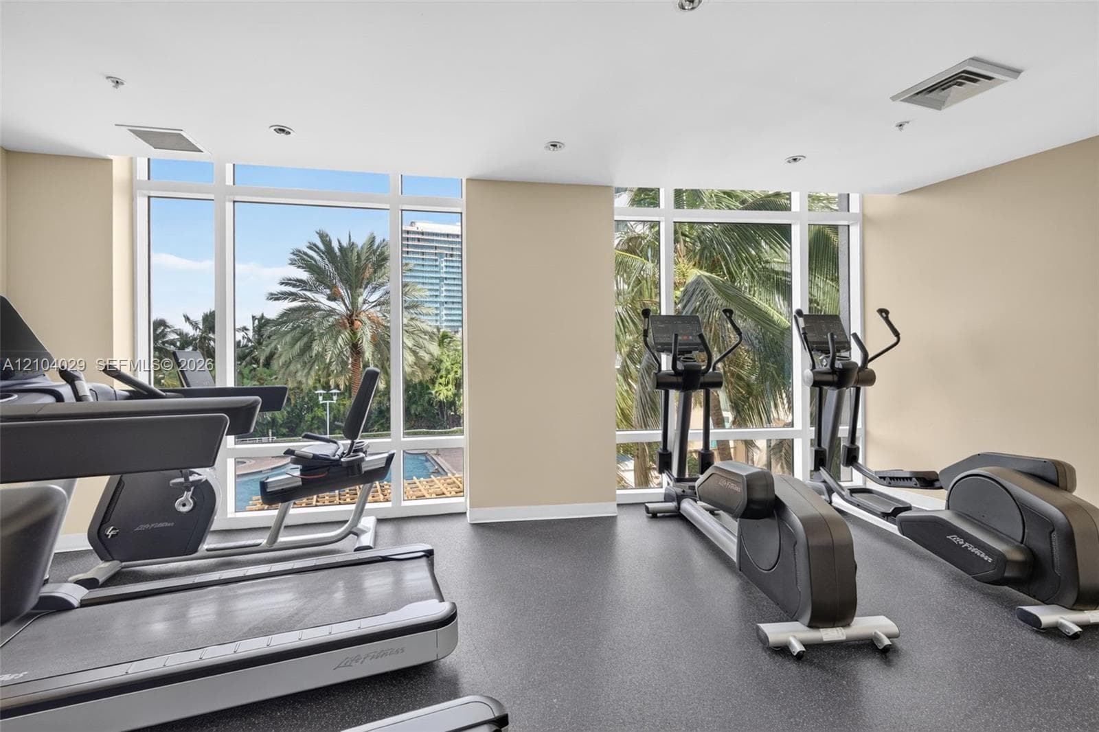 Duo · #2303W in Hallandale Beach - Photo 47