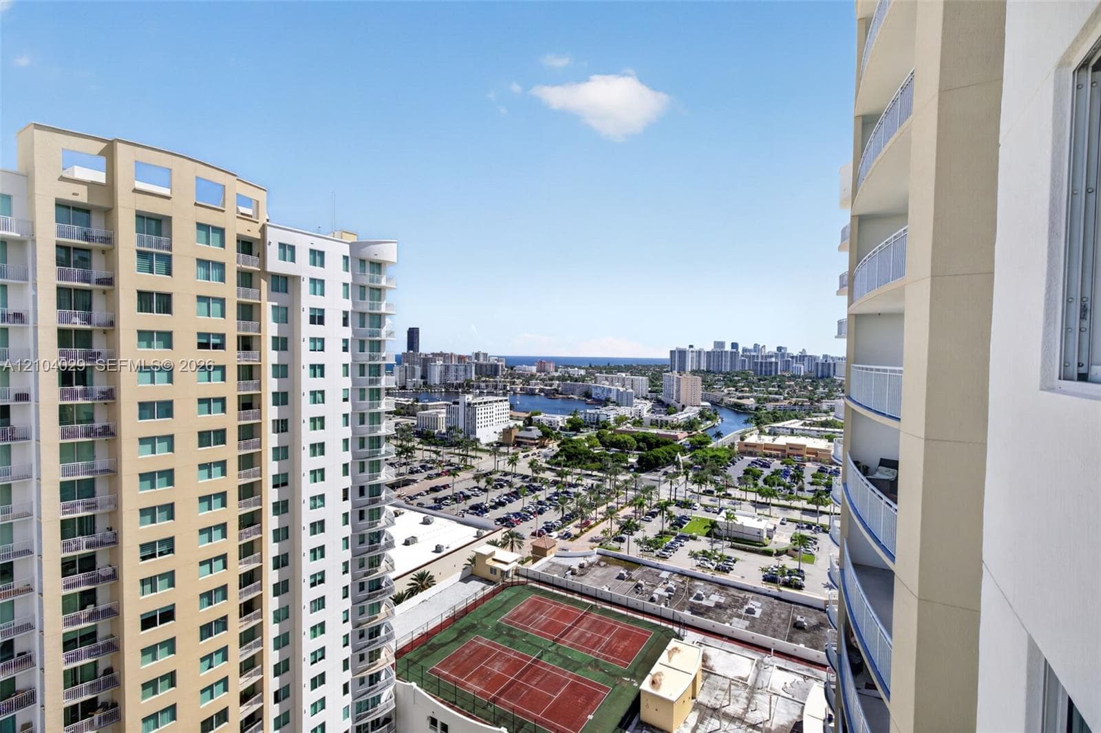 Duo · #2303W in Hallandale Beach - Photo 20