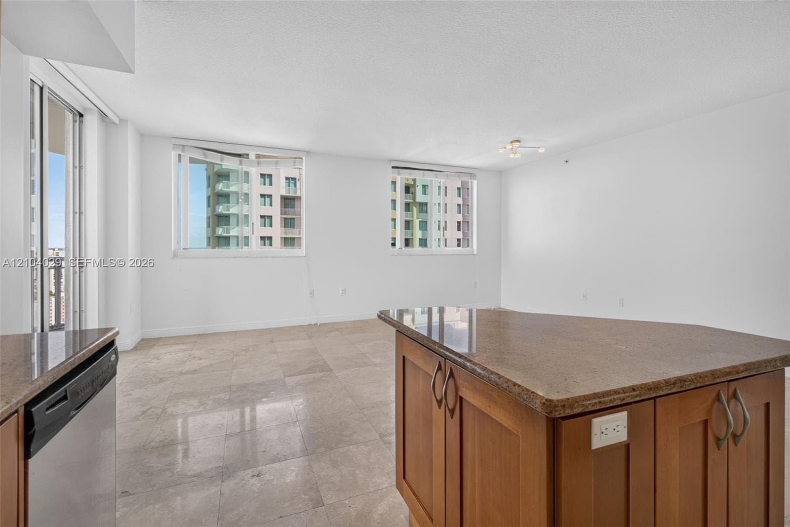 Duo · #2303W in Hallandale Beach - Photo 9