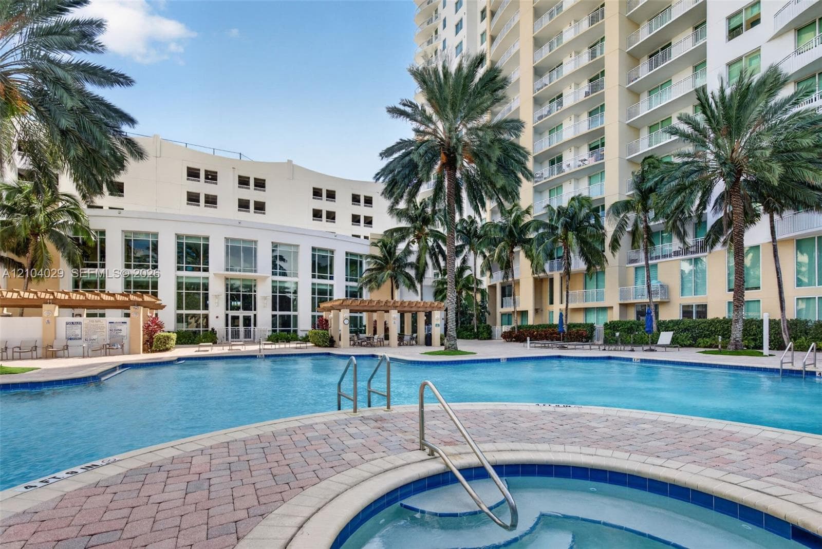 Duo · #2303W in Hallandale Beach - Photo 41