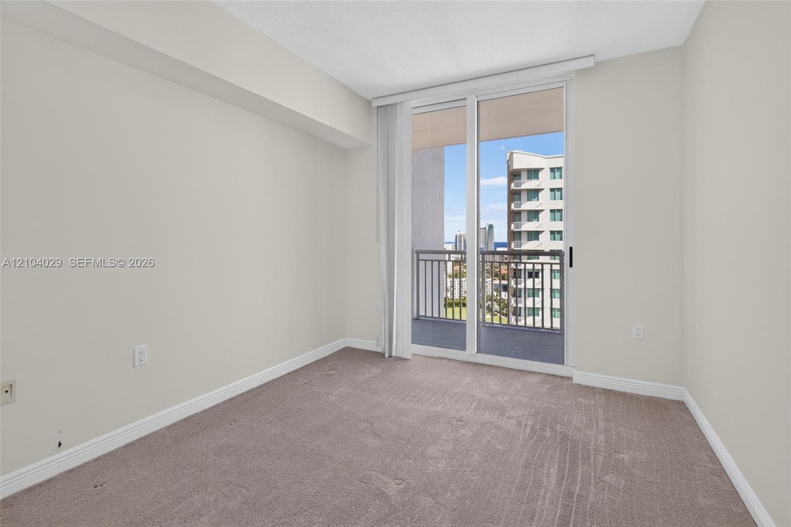 Duo · #2303W in Hallandale Beach - Photo 31