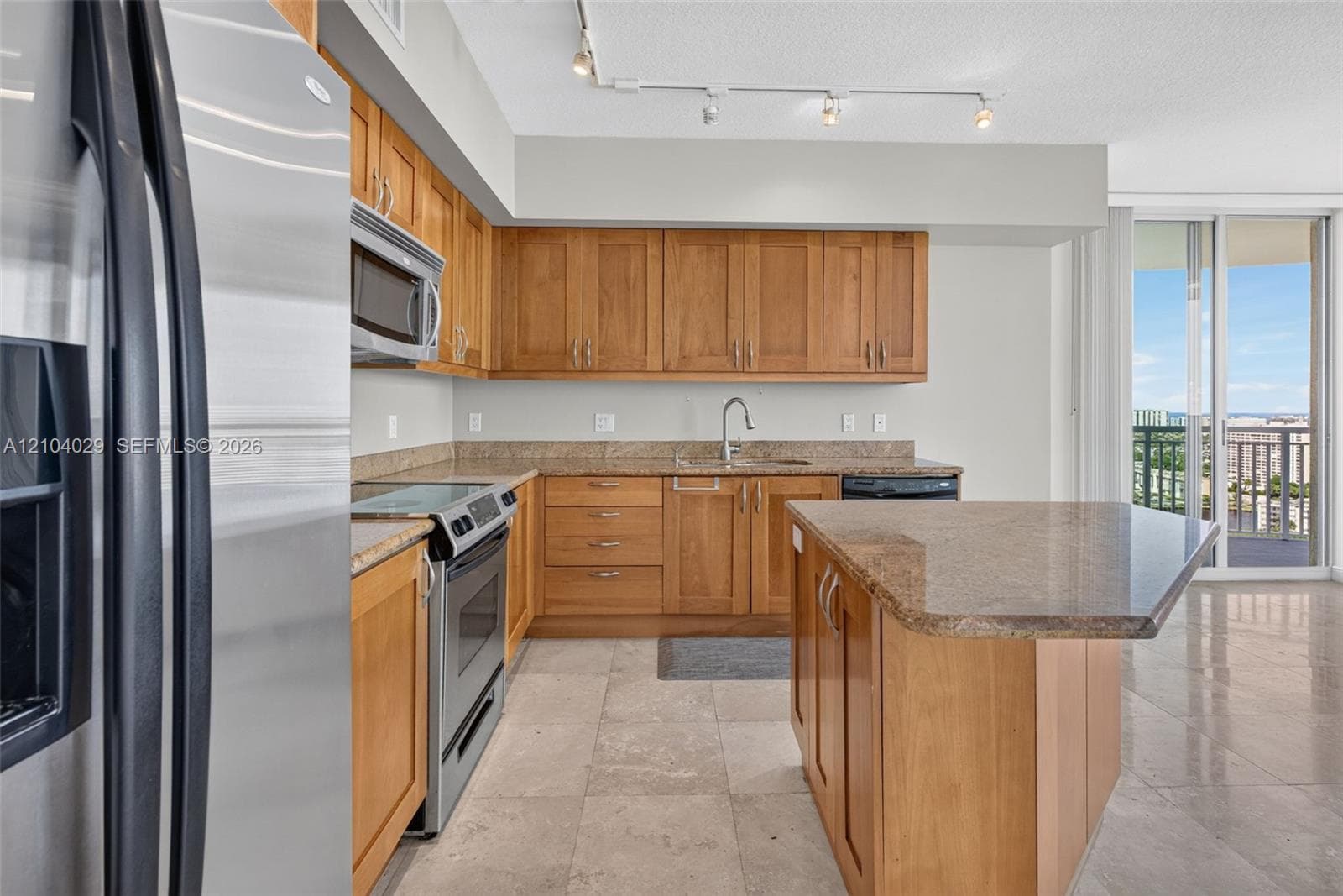 Duo · #2303W in Hallandale Beach - Photo 8