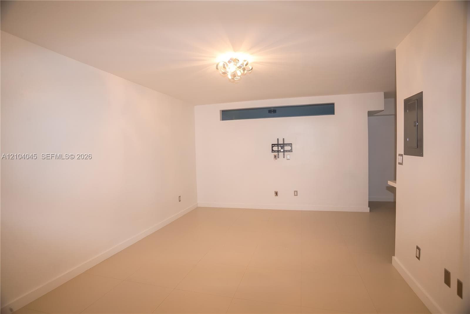 ENCLAVE SHORES CONDO · #8 in North Miami Beach - Photo 3