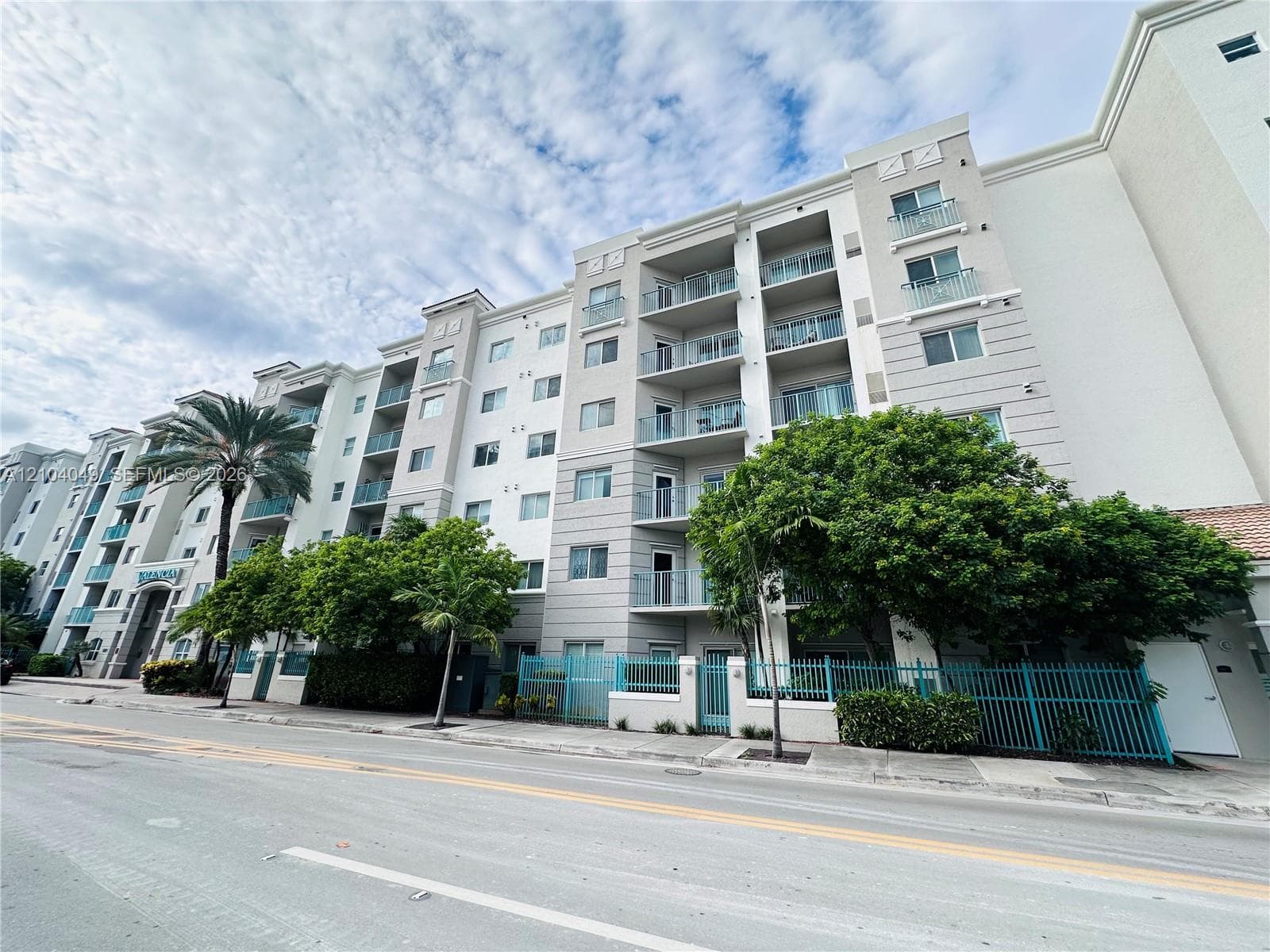 VALENCIA CONDO · #654 in South Miami - Photo 2