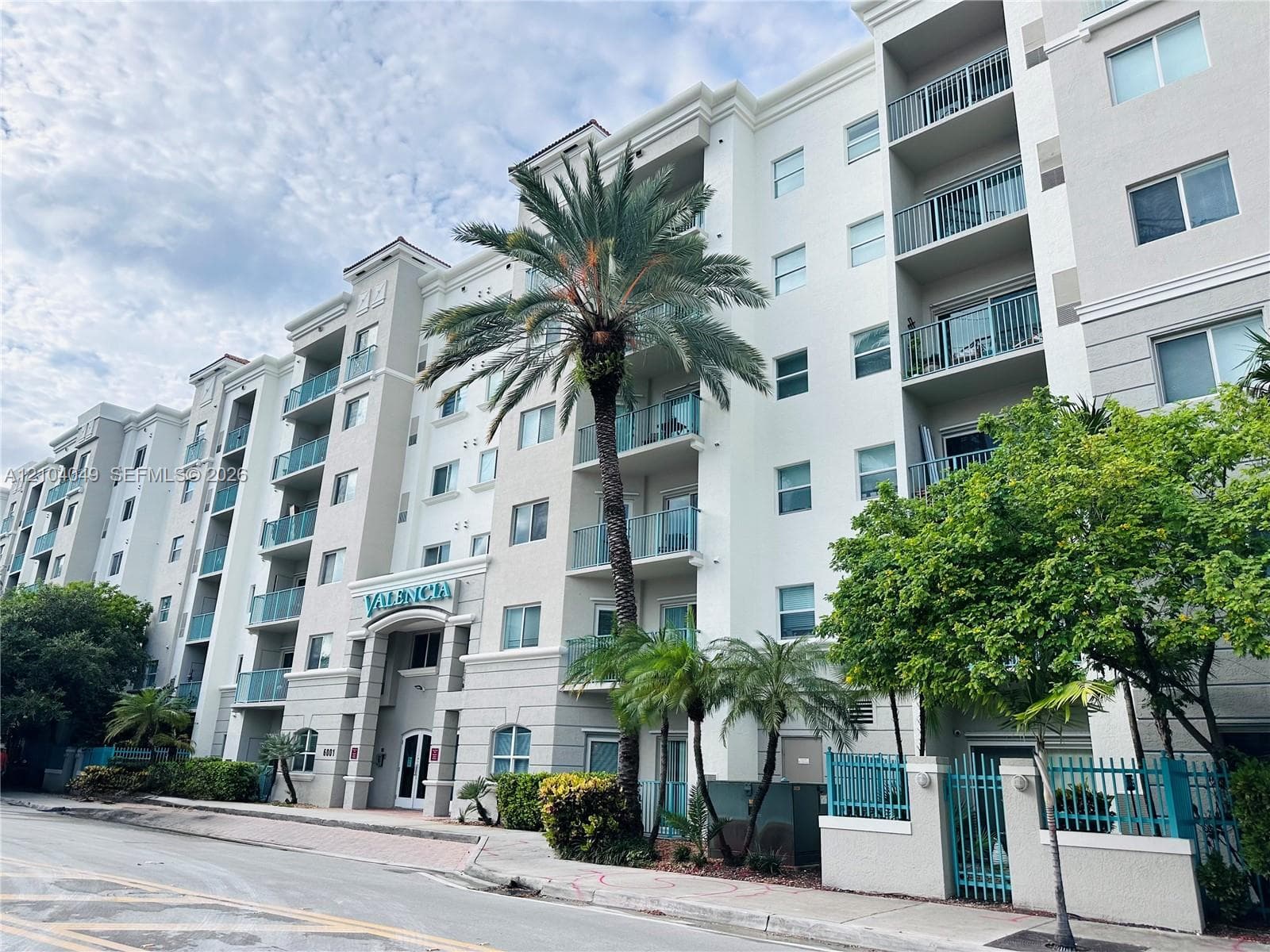 VALENCIA CONDO · #654 in South Miami - Photo 1