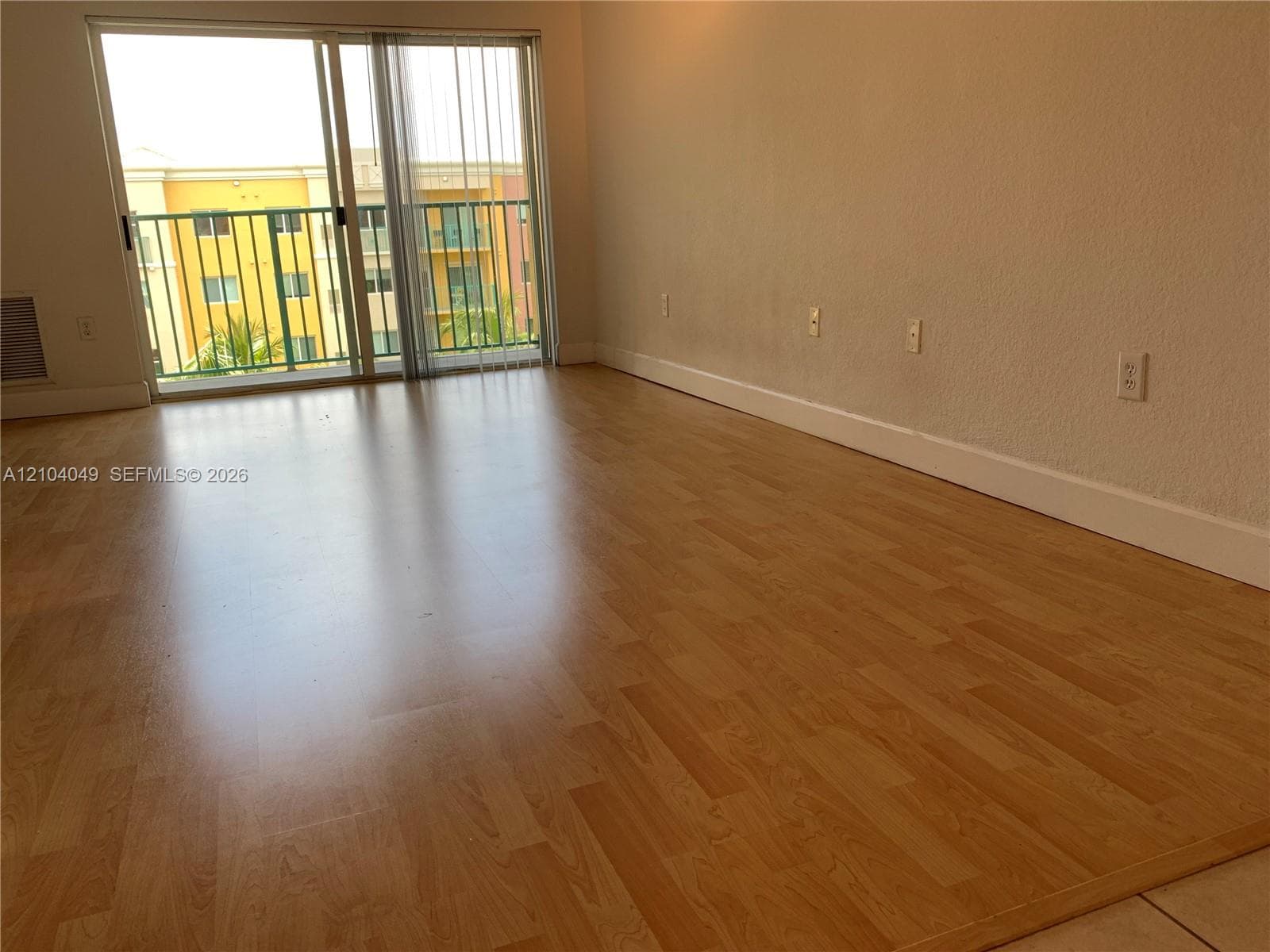 VALENCIA CONDO · #654 in South Miami - Photo 8