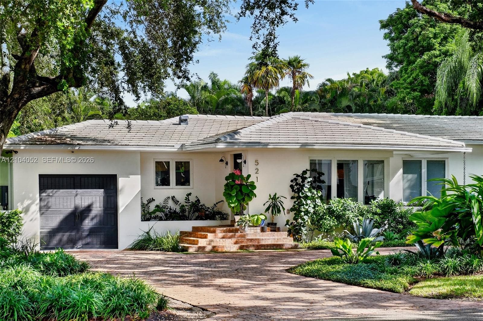 521 San Juan Dr photo 3