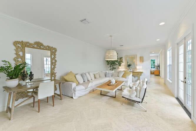1014 Bay St Jason Morrs 7-012-046-666x44