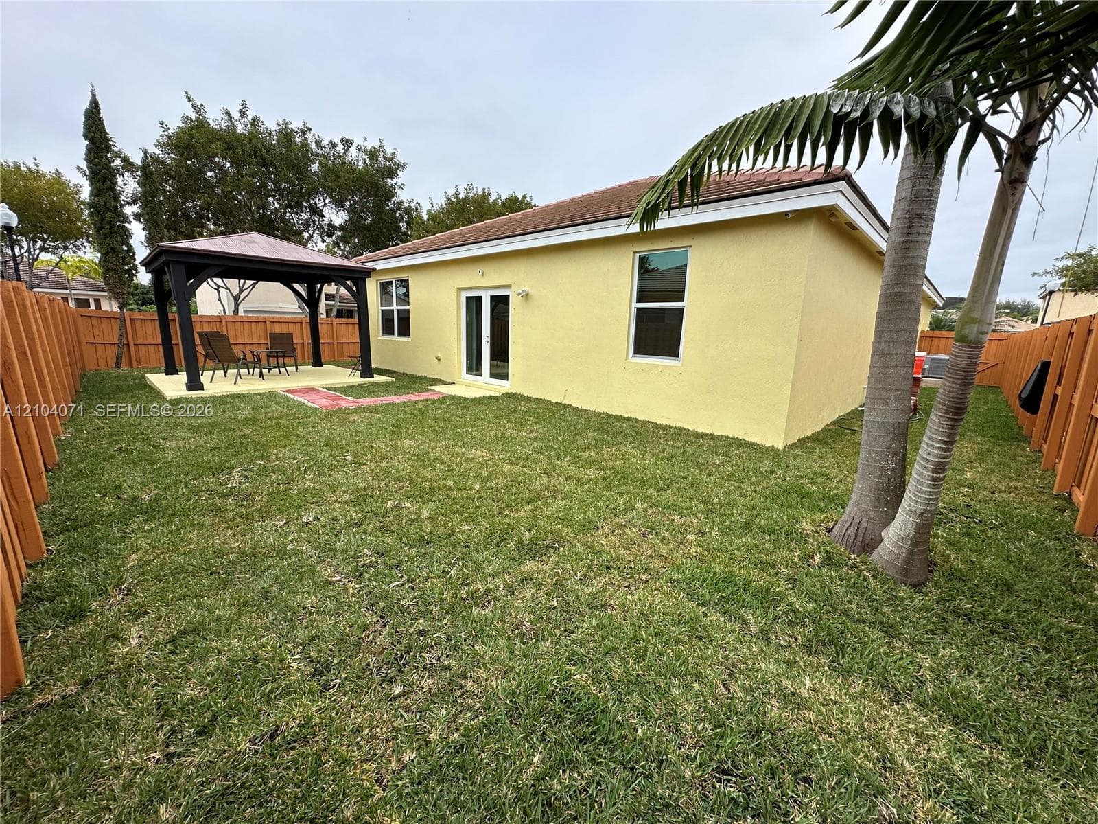 3060 SE 4th Ct #3060 photo 18