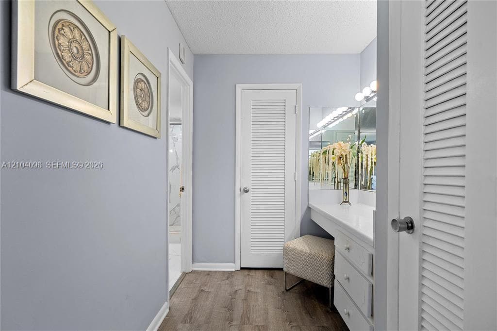 Plaza Towers South Condom · #1112 in Hallandale Beach - Photo 12