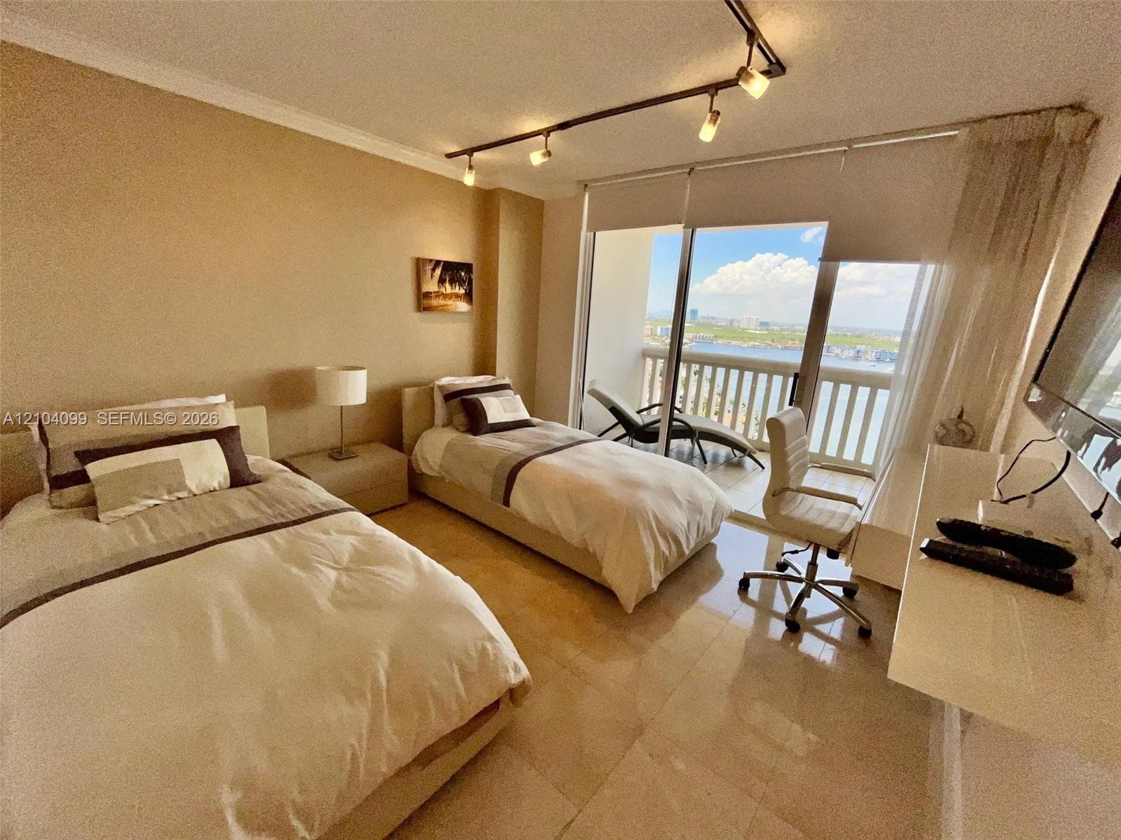 1000 ISL BLVD WILLIAMS IS · #2707 in Aventura - Photo 25