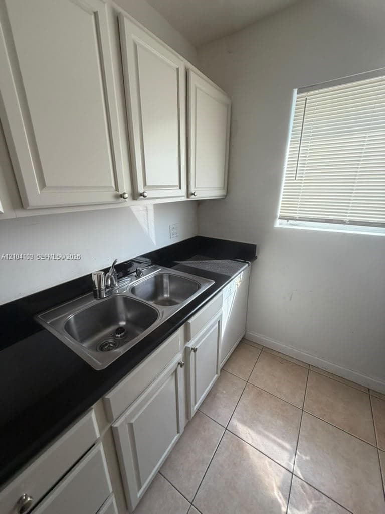 JEFFERSON PLACE CONDO · #12 in Miami Beach - Photo 9