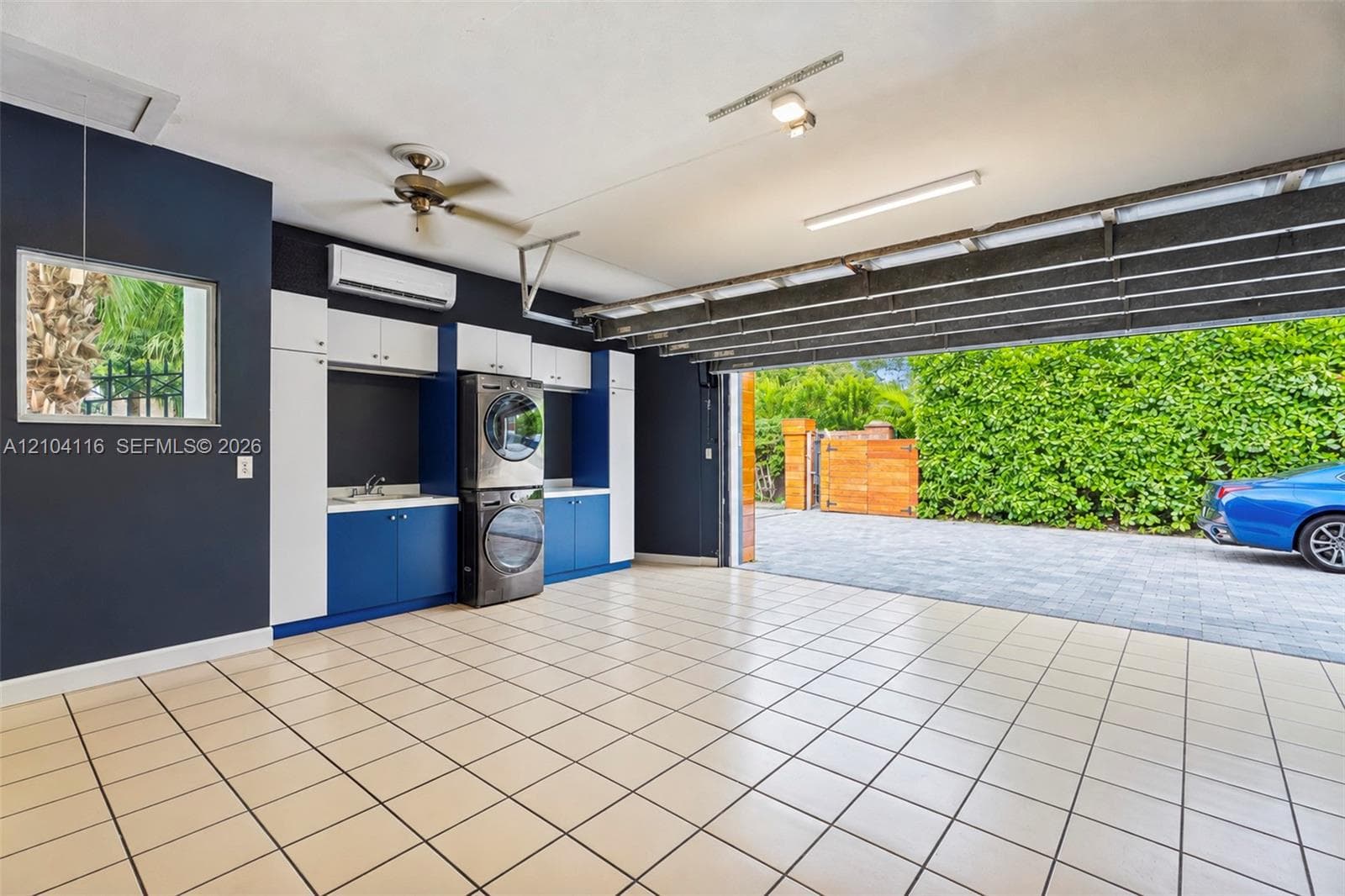 spacious 2 car garage