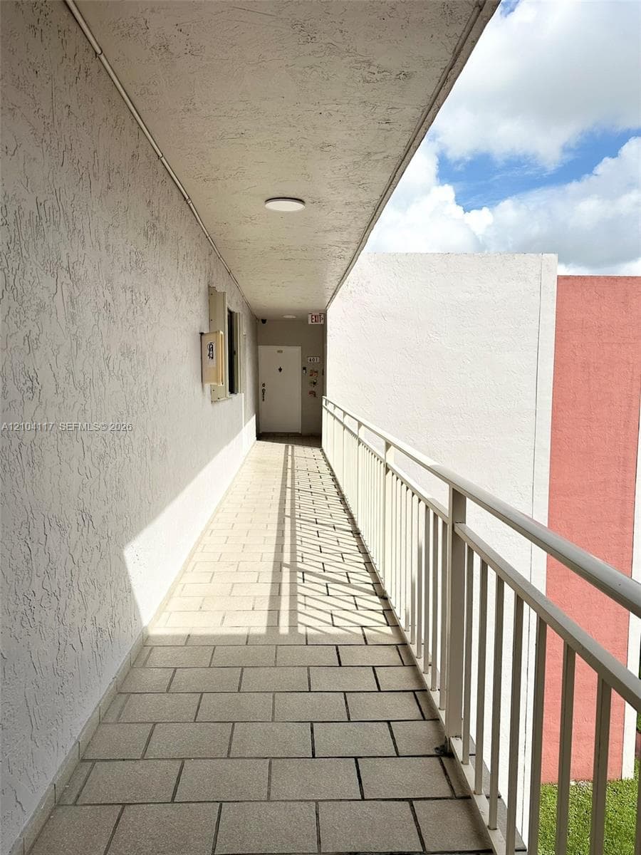 VISIONS AT FOUNTAINBLEAU · #401 in Miami - Photo 38