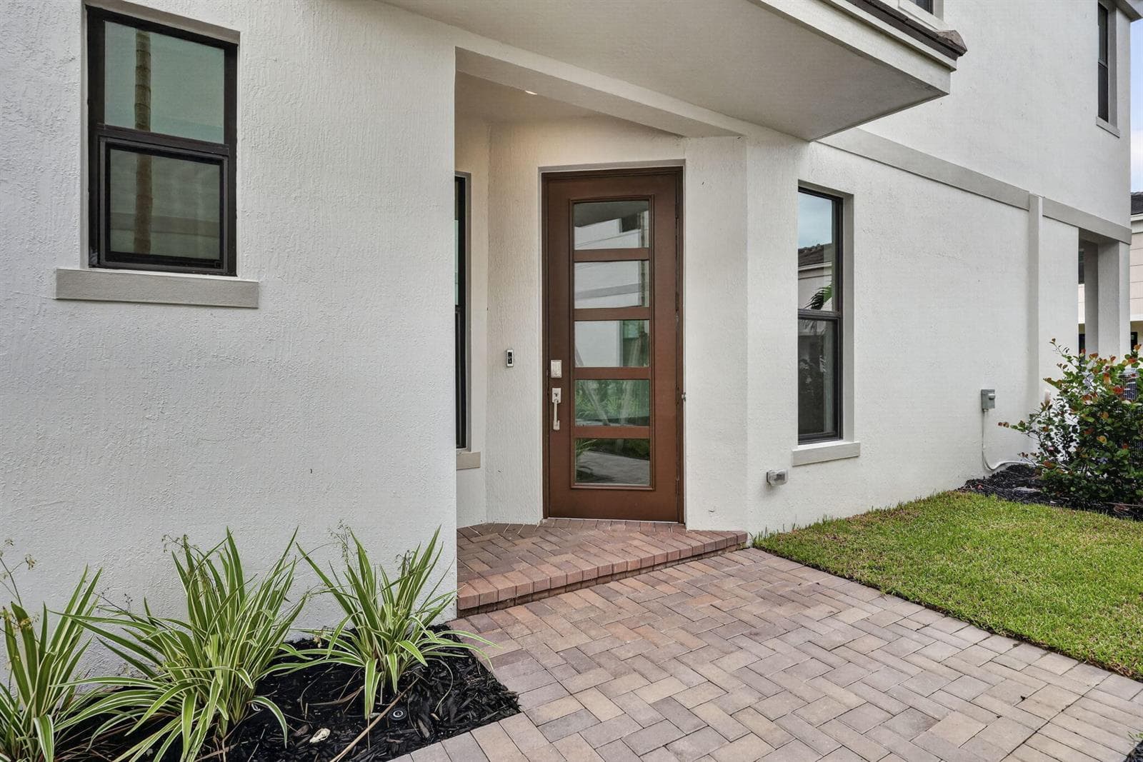 5-web-or-mls-BS1A2222