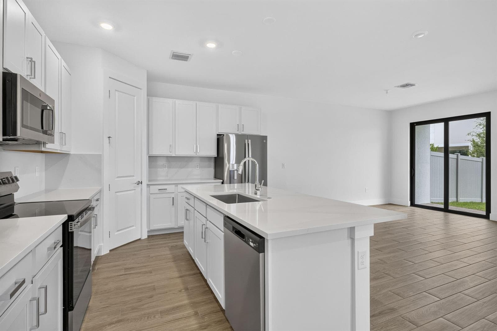 15-web-or-mls-BS1A2312