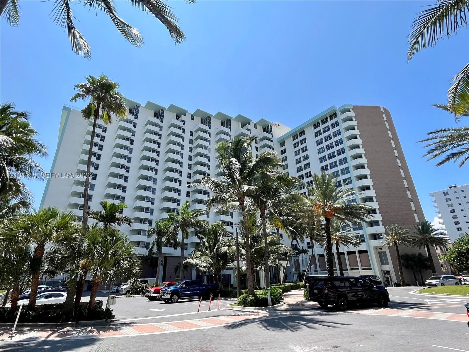 Triton Tower · #1242 in Miami Beach - Photo 10