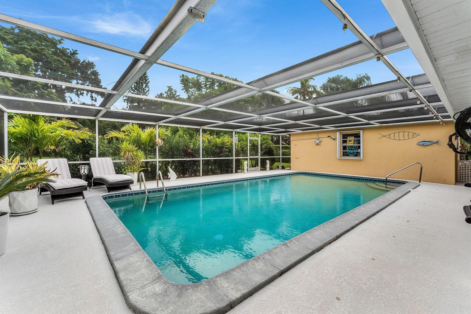Screened Pool
