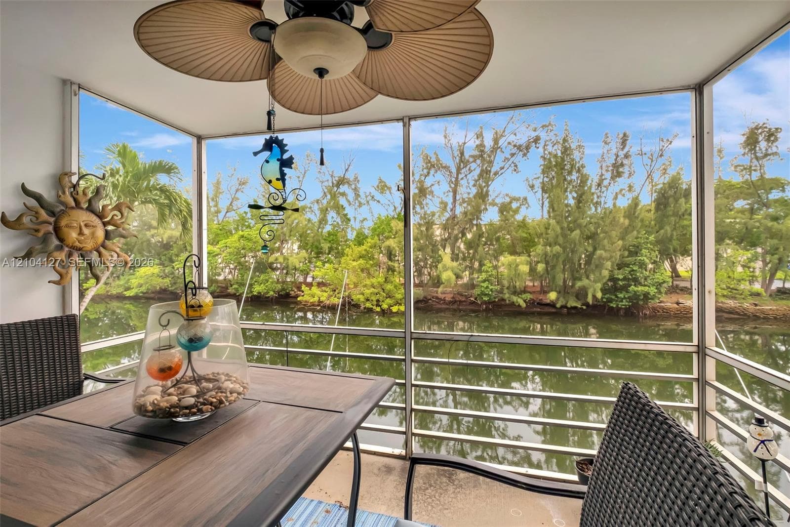 WHITE HOUSE · #205 in North Miami Beach - Photo 2